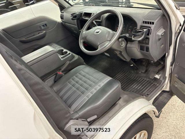 Mazda BONGO VAN 2020-06 8009493-5
