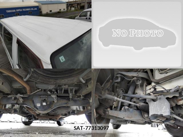 Mazda BONGO VAN 2017-06 8012123-6