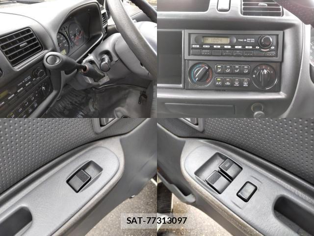 Mazda BONGO VAN 2017-06 8012123-8