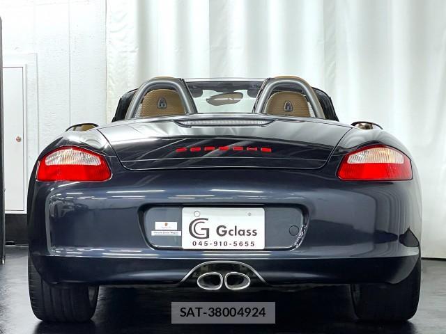 Porsche BOXSTER 2006-03 8012663-1