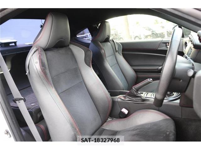 Subaru BRZ 2014-07 8010799-14