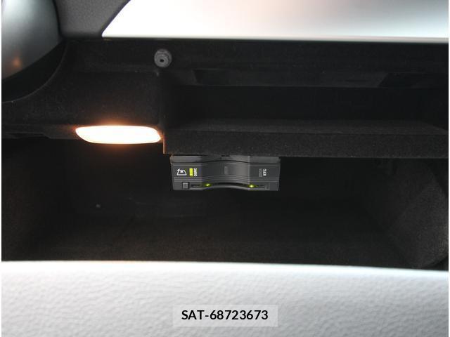 Mercedes Benz C-CLASS 2017-03 8004445-16