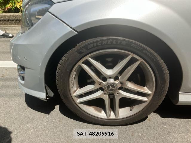 Mercedes Benz C-CLASS 2013-08 8004836-9