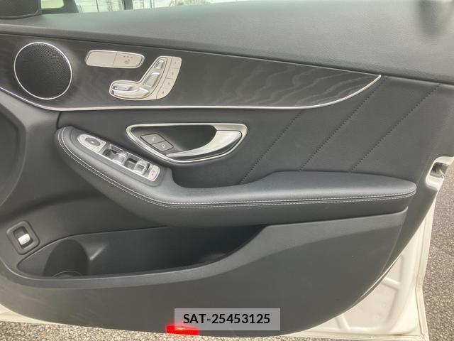 Mercedes Benz C-CLASS 2019-04 8006857-18