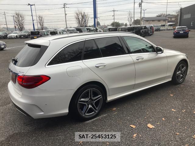Mercedes Benz C-CLASS 2019-04 8006857-4