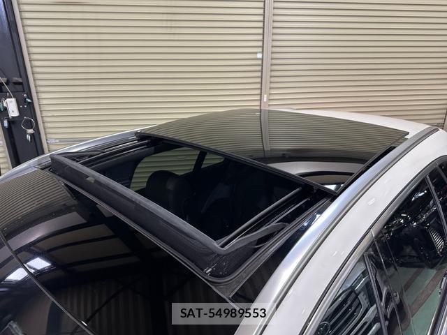 Mercedes Benz C-CLASS 2019-03 8010019-2