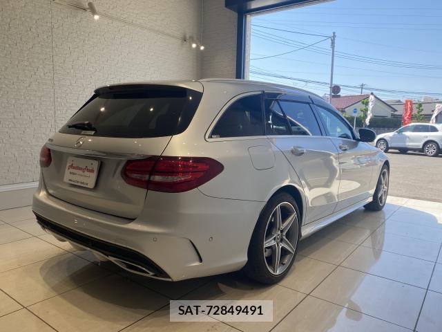 Mercedes Benz C-CLASS 2017-08 8010137-1