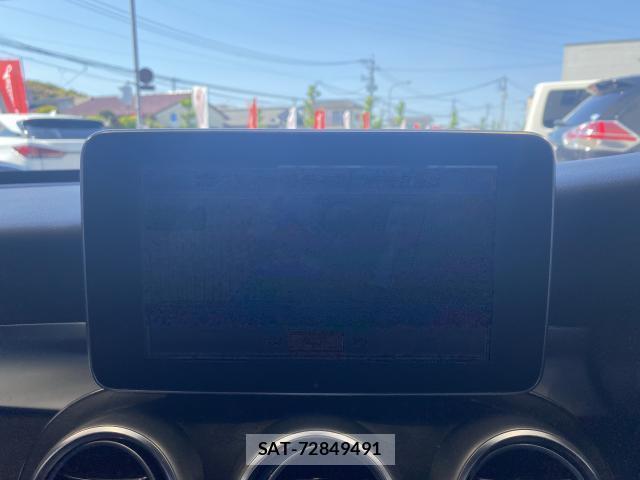 Mercedes Benz C-CLASS 2017-08 8010137-16