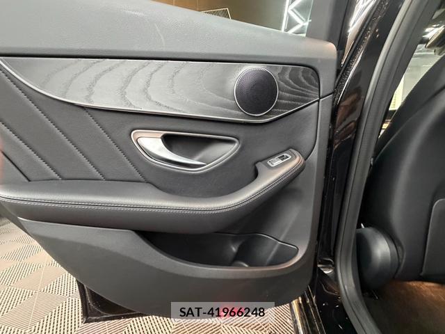 Mercedes Benz C-CLASS 2018-09 8010636-12