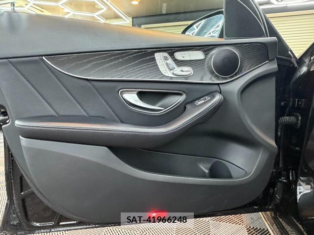 Mercedes Benz C-CLASS 2018-09 8010636-9