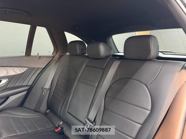 Mercedes Benz C-CLASS 2019-04 8010637-1