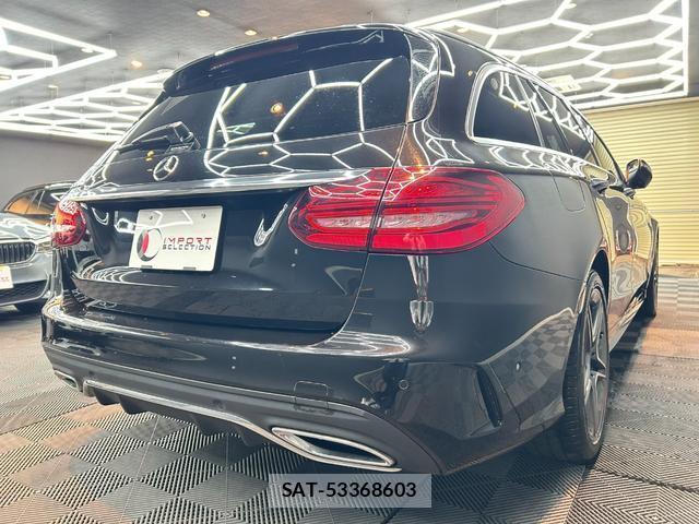 Mercedes Benz C-CLASS 2019-02 8010643-6
