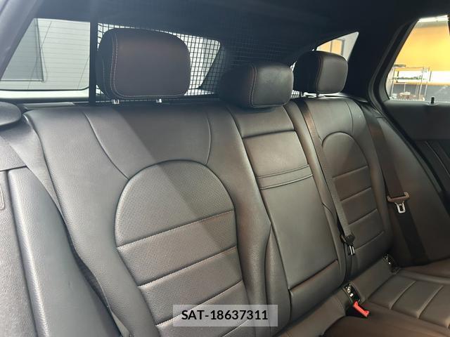 Mercedes Benz C-CLASS 2019-02 8010647-4