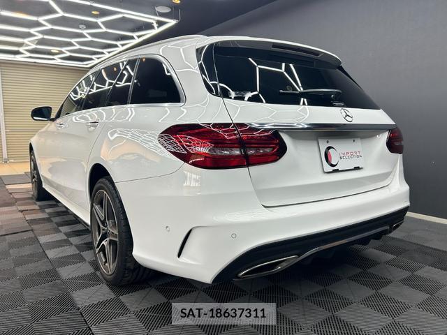 Mercedes Benz C-CLASS 2019-02 8010647-9