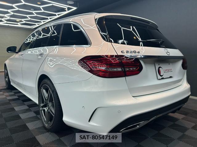 Mercedes Benz C-CLASS 2018-08 8010649-10
