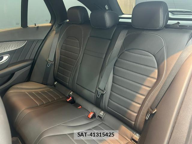 Mercedes Benz C-CLASS 2019-06 8010650-2