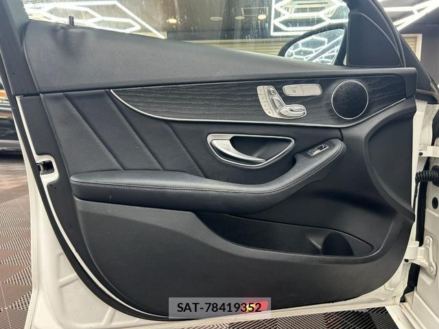 Mercedes Benz C-CLASS 2018-11 8010651-13