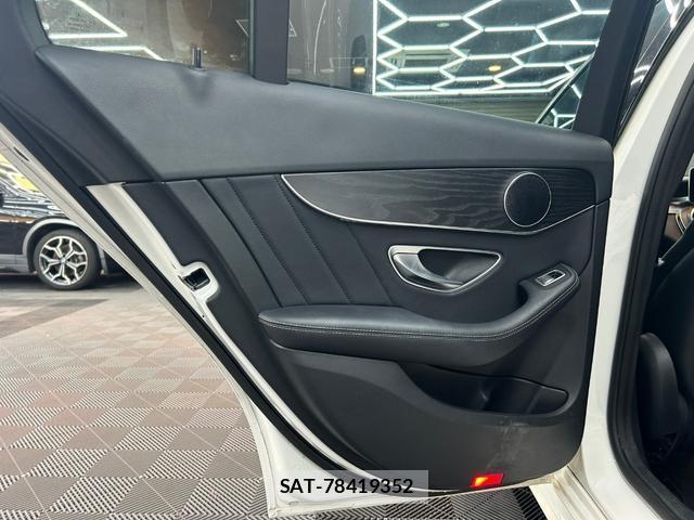 Mercedes Benz C-CLASS 2018-11 8010651-14