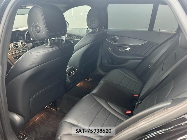 Mercedes Benz C-CLASS 2019-06 8010652-4