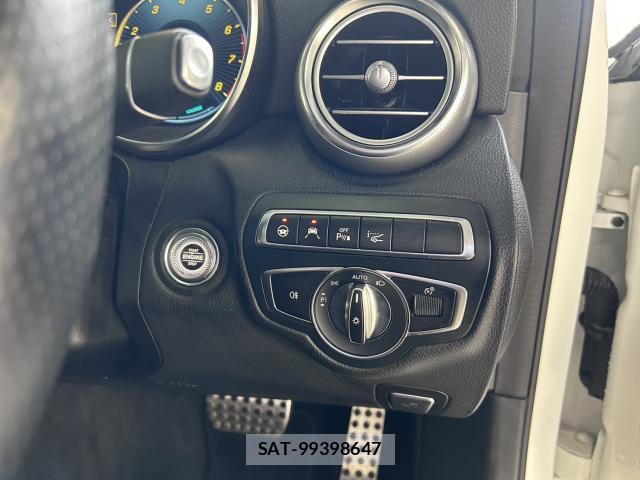 Mercedes Benz C-CLASS 2018-08 8011371-13