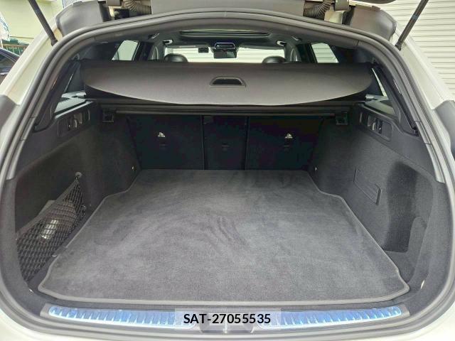 Mercedes Benz C-CLASS 2022-06 8011892-18