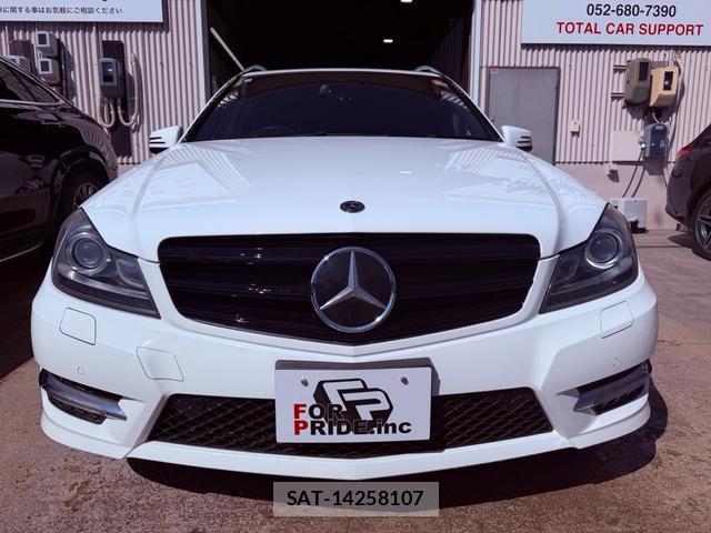 Mercedes Benz C-CLASS 2013-03 8012569-1