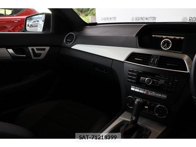 Mercedes Benz C-CLASS 2014-02 8005822-17