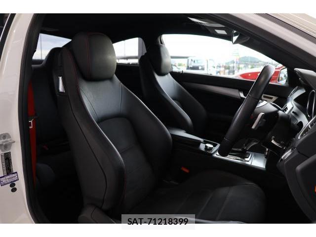Mercedes Benz C-CLASS 2014-02 8005822-5