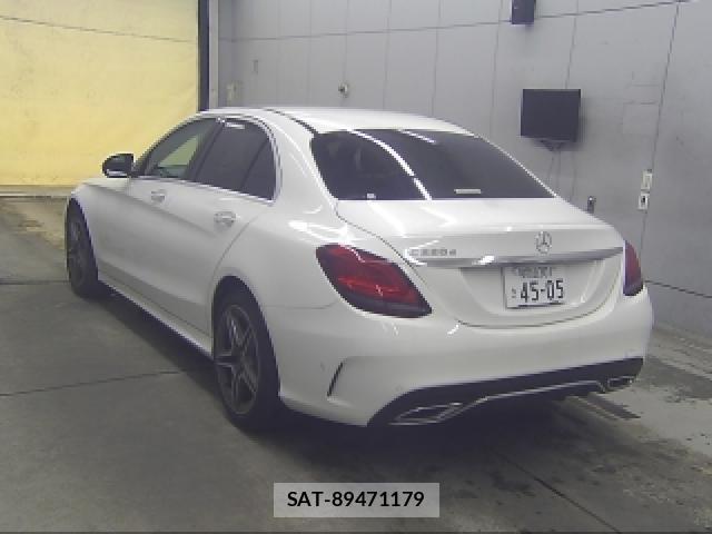 Mercedes Benz C-CLASS 2021-04 8010261-4