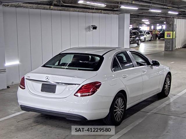 Mercedes Benz C-CLASS 2015-09 8010287-4