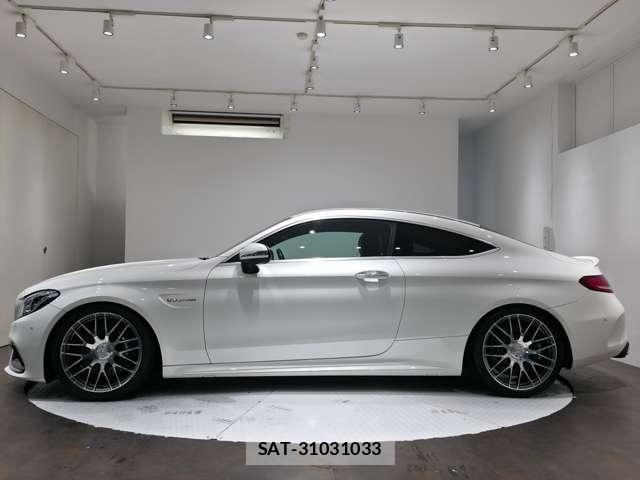 Amg C-CLASS 2017-03 8012502-3