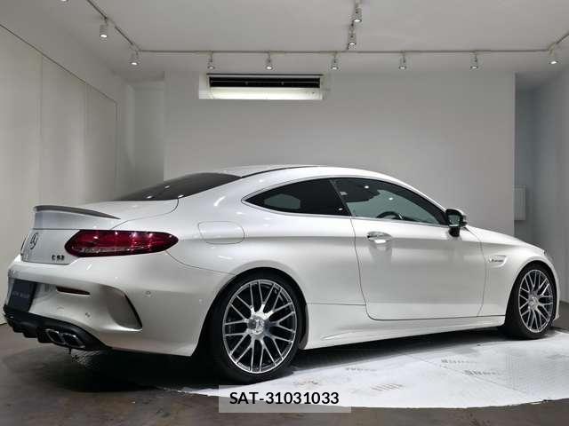 Amg C-CLASS 2017-03 8012502-6