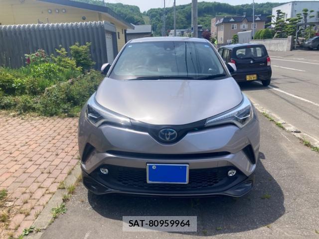Toyota C-HR 2019-04 8003073-0