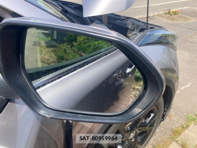 Toyota C-HR 2019-04 8003073-16