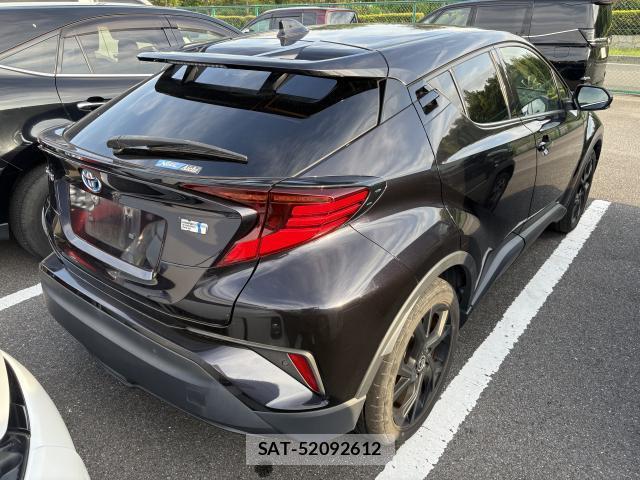 Toyota C-HR 2022-02 8003392-3