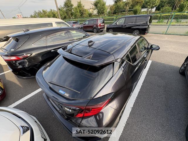 Toyota C-HR 2022-02 8003392-5