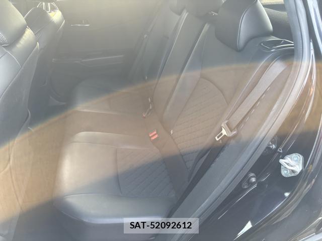 Toyota C-HR 2022-02 8003392-9