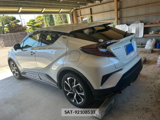 Toyota C-HR 2017-06 8005587-13