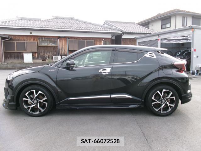 Toyota C-HR 2017-09 8005718-10