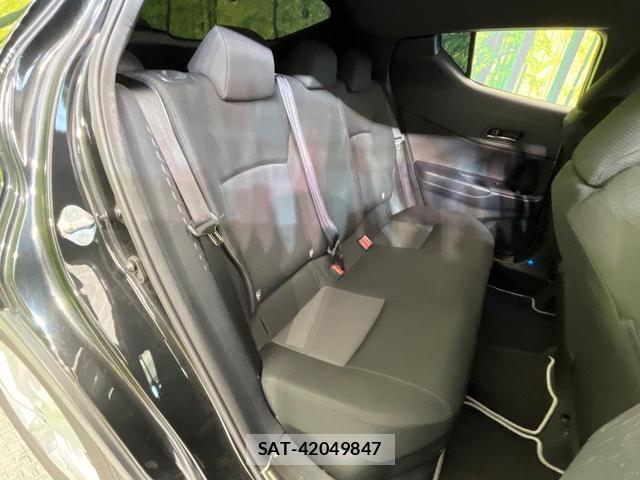 Toyota C-HR 2018-04 8006381-8