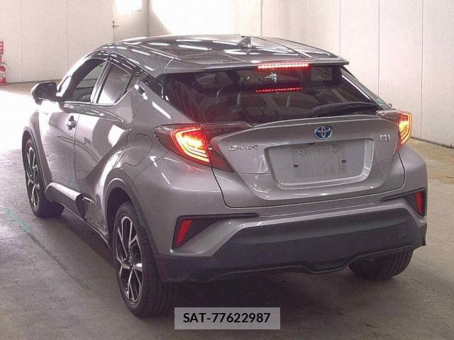 Toyota C-HR 2017-03 8007510-4