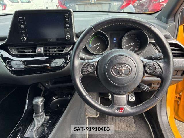 Toyota C-HR 2022-06 8009325-2