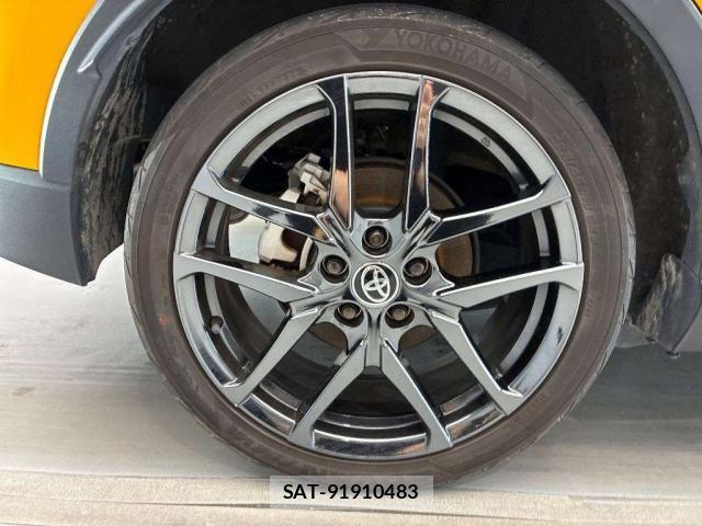 Toyota C-HR 2022-06 8009325-9