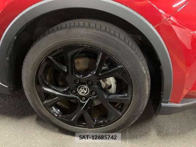 Toyota C-HR 2021-06 8009329-7