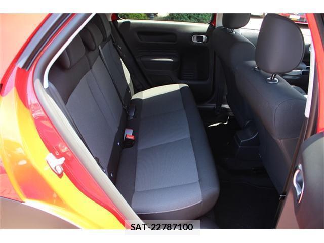 Citroen C4 2017-10 8002901-7