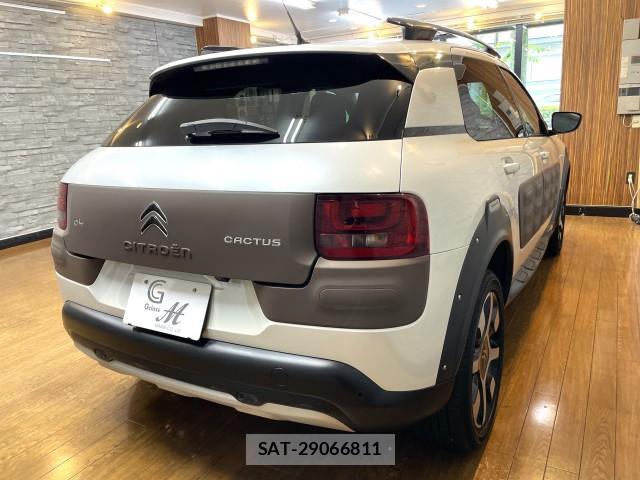 Citroen C4 2017-04 8007483-13