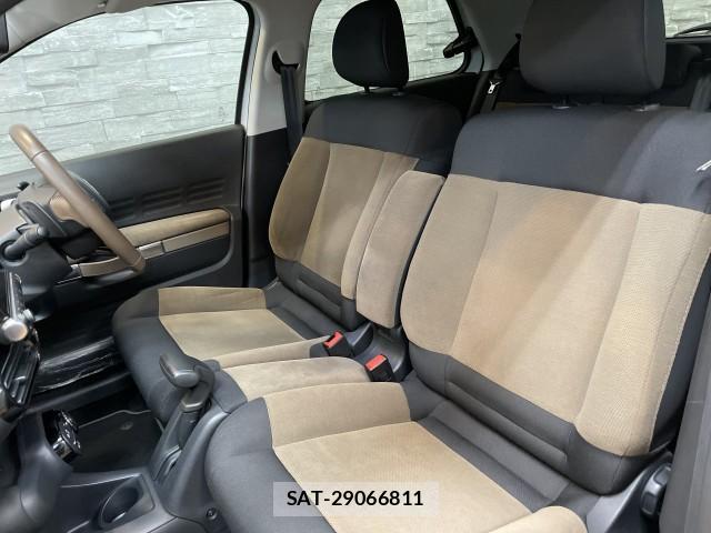 Citroen C4 2017-04 8007483-5