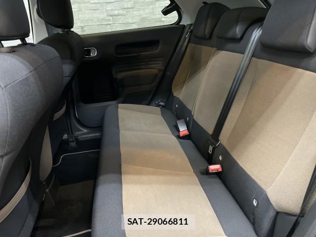 Citroen C4 2017-04 8007483-6