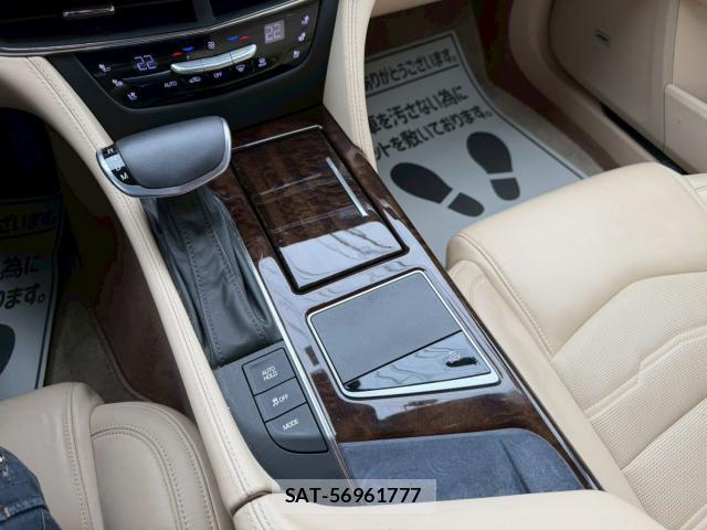 Cadillac CT6 2018-01 8011506-11