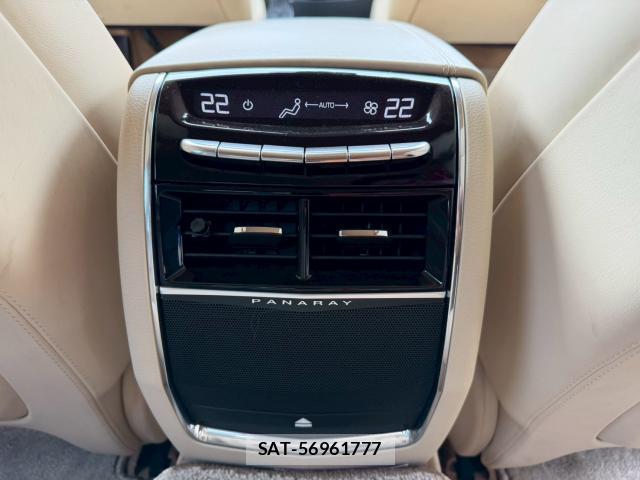 Cadillac CT6 2018-01 8011506-17